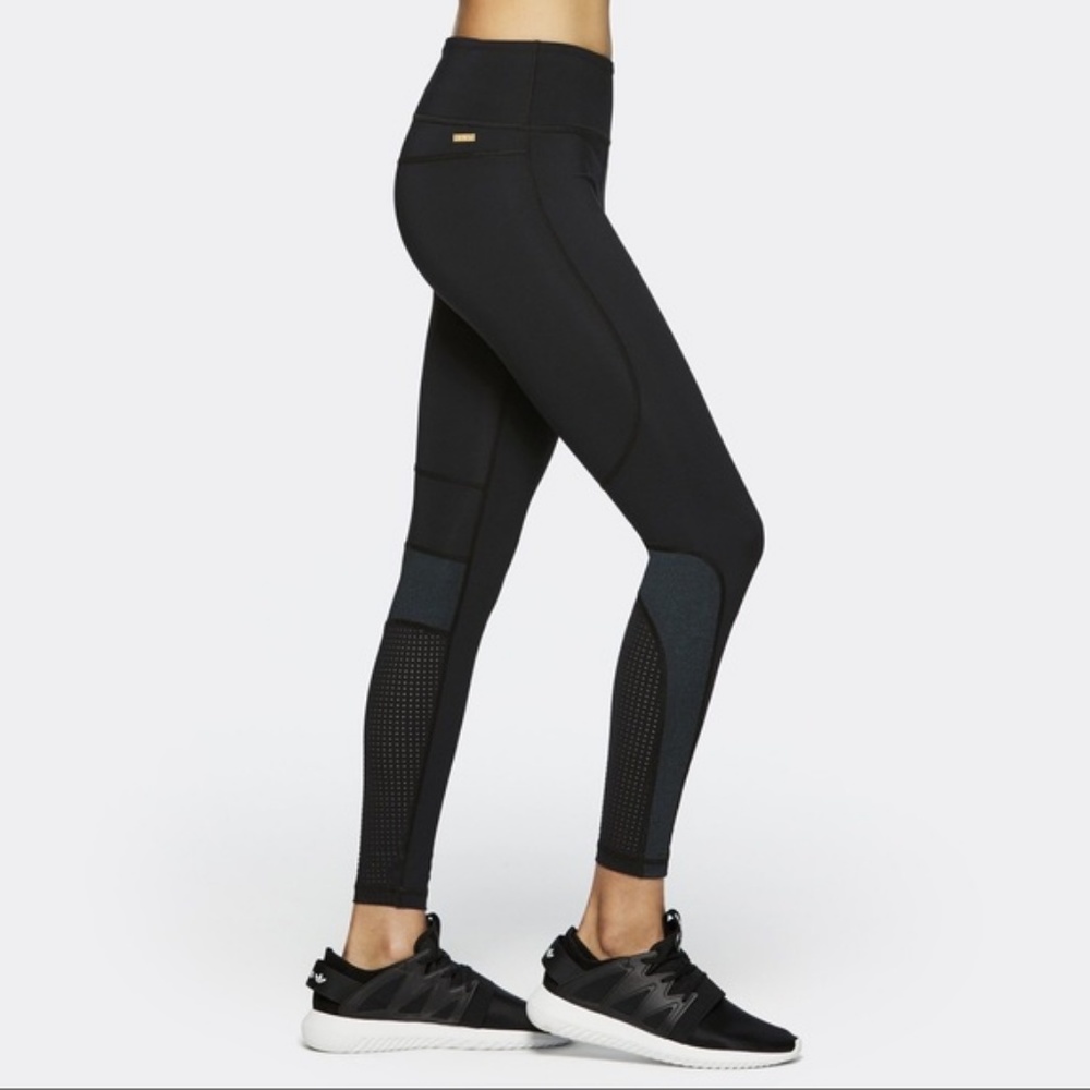 Alala Leggings